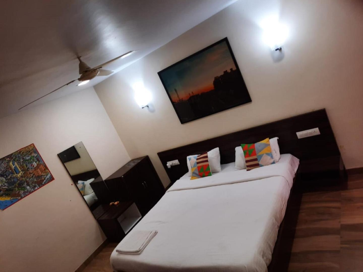 Отель Karla Retreat Karla Karli Экстерьер фото